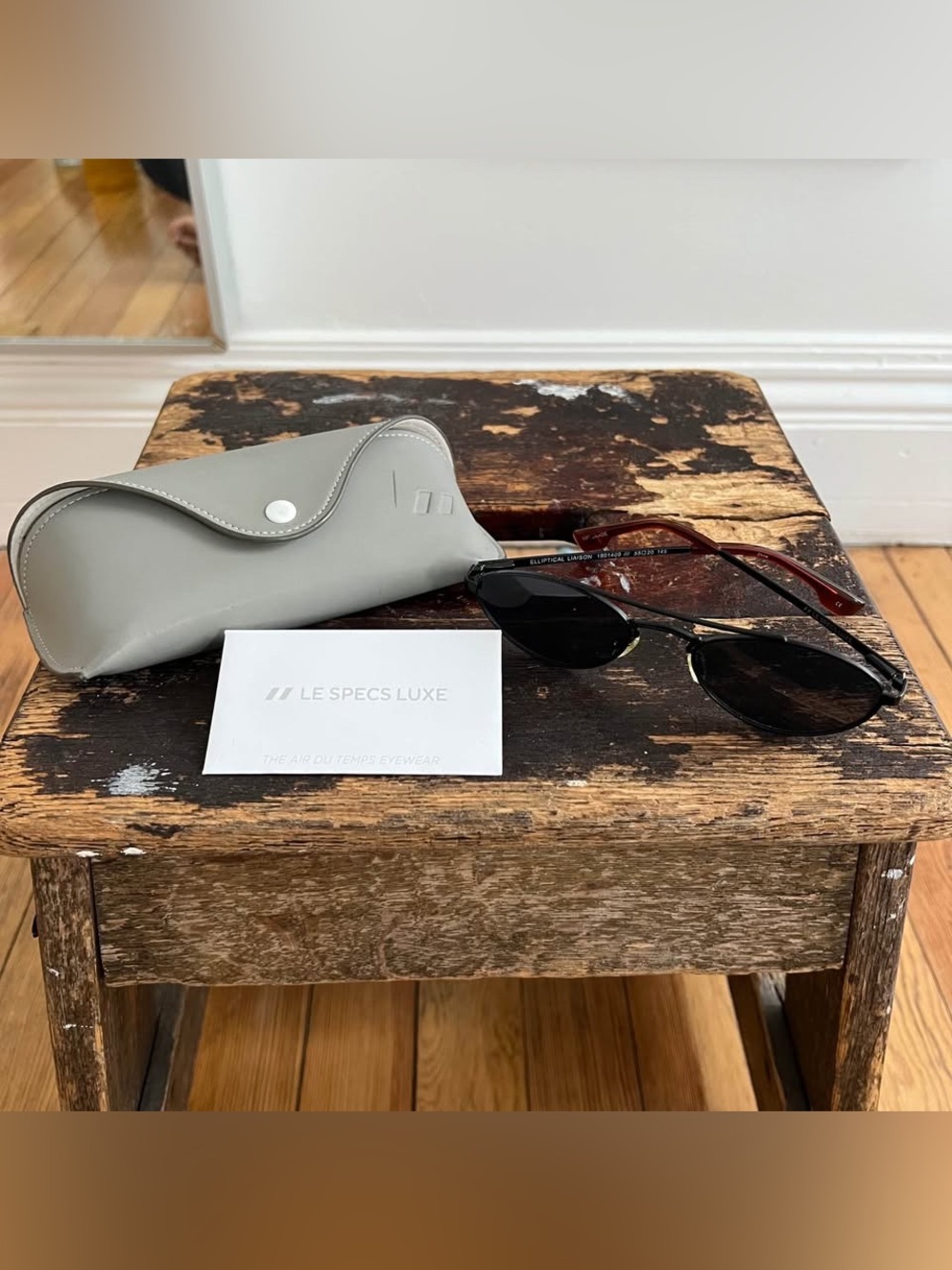 Le Specs Men's Sunglasses in Black with Gray Case